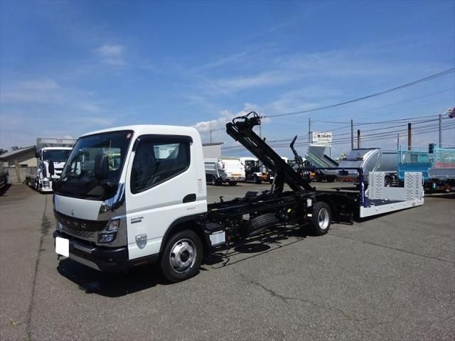 MITSUBISHI / CANTER