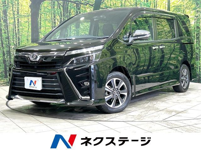 TOYOTA / VOXY