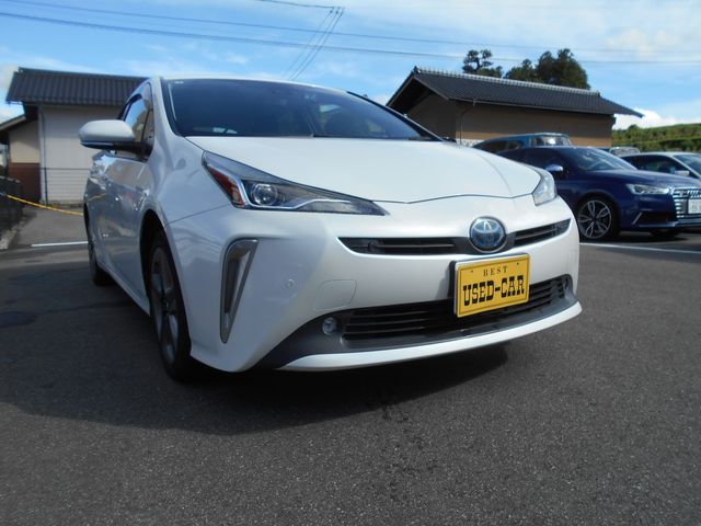 TOYOTA / PRIUS 4WD