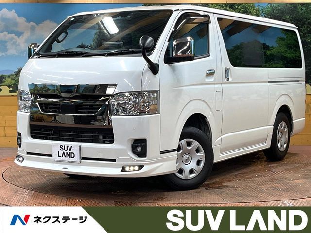 TOYOTA / HIACE van 4WD