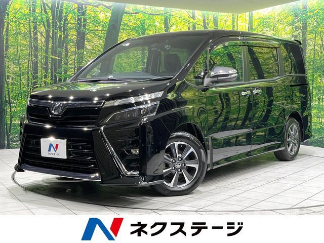 TOYOTA / VOXY
