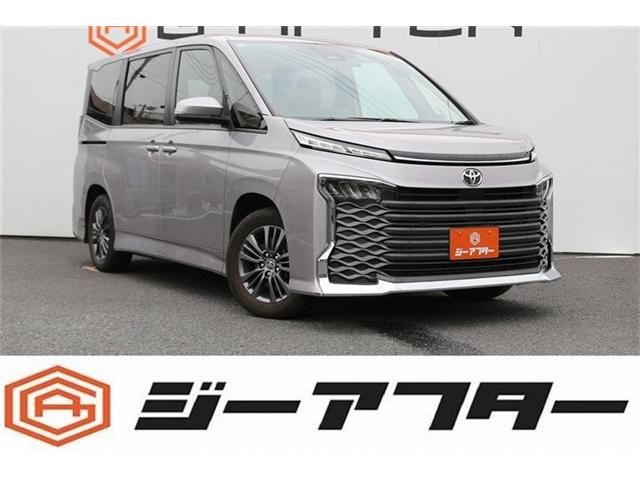 TOYOTA / VOXY