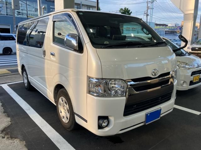 TOYOTA / HIACE van 2WD