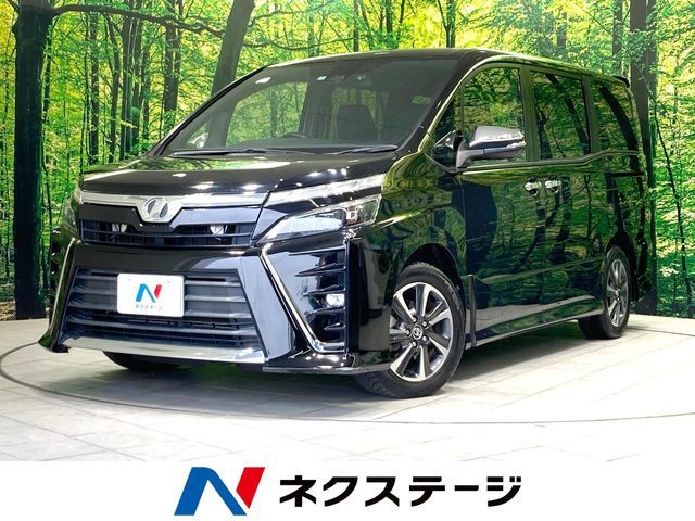 TOYOTA / VOXY