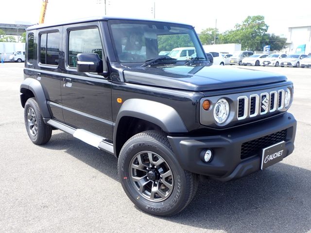 SUZUKI / JIMNY NOMADE