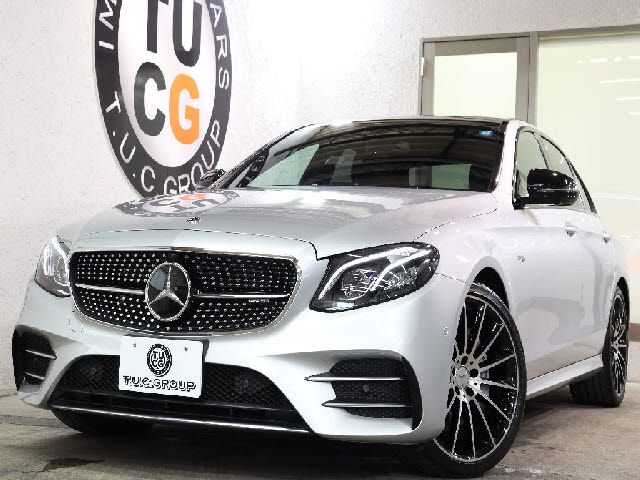 MERCEDES BENZ / MERCEDES AMG E class sedan