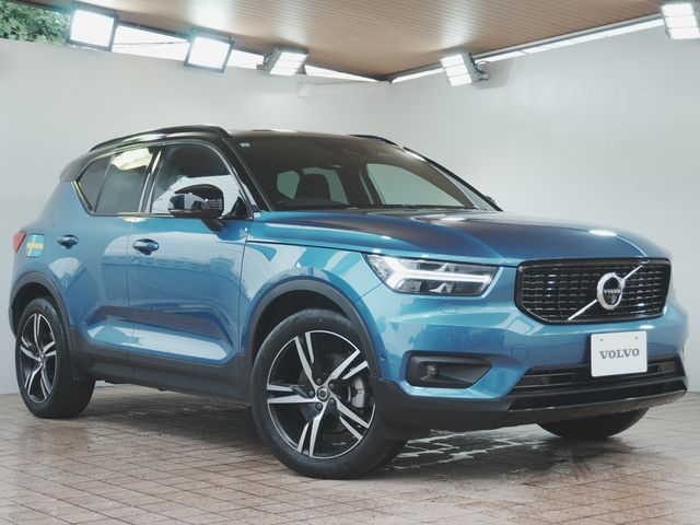 VOLVO / VOLVO XC40