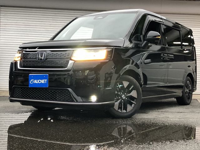 HONDA / STEPWAGON e:HEV SPADA