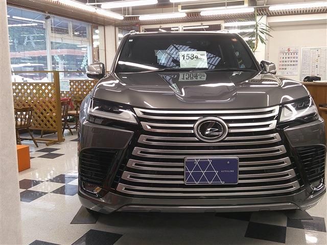 TOYOTA / LEXUS LX600