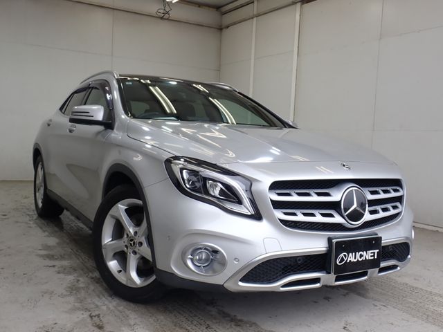 MERCEDES BENZ / MERCEDES BENZ GLA class
