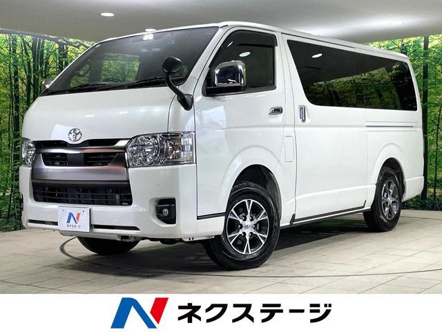 TOYOTA / HIACE van 4WD