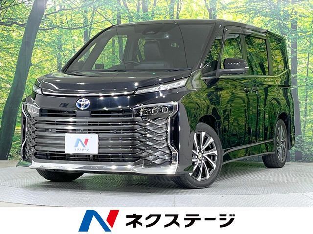 TOYOTA / VOXY HYBRID