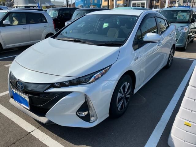 TOYOTA / PRIUS PHV