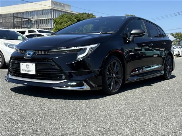 TOYOTA / COROLLA TOURING HYBRID