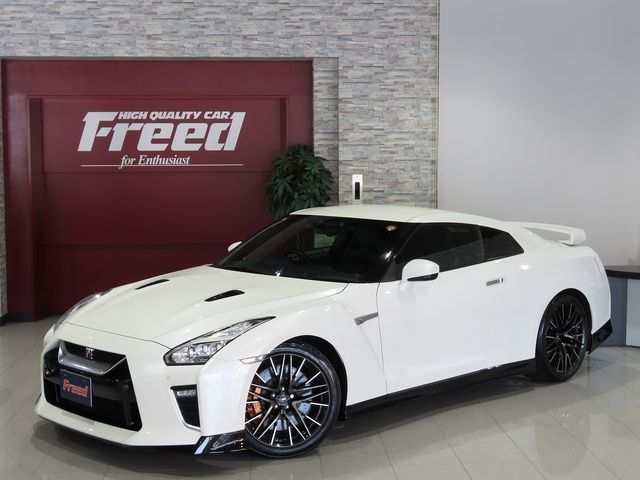 NISSAN / GT-R