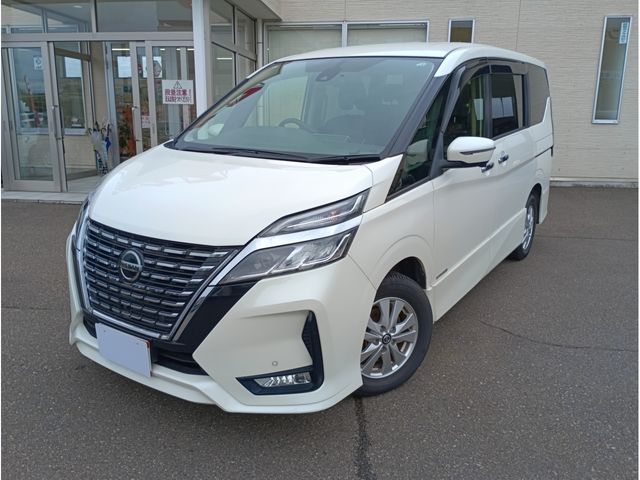 NISSAN / SERENA  S-HYBRID 4WD