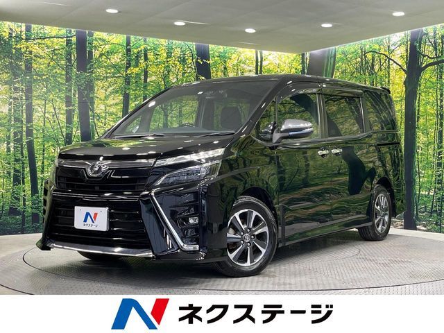 TOYOTA / VOXY