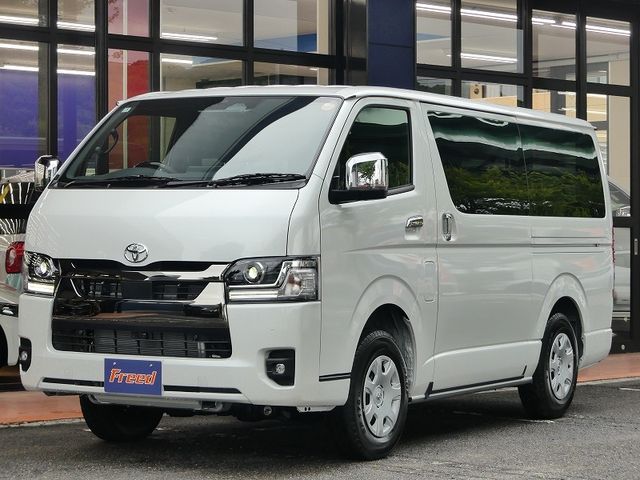 TOYOTA / HIACE van 4WD