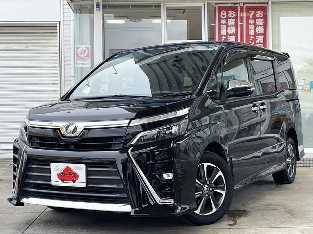 TOYOTA / VOXY 4WD