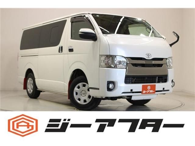 TOYOTA / HIACE van 4WD