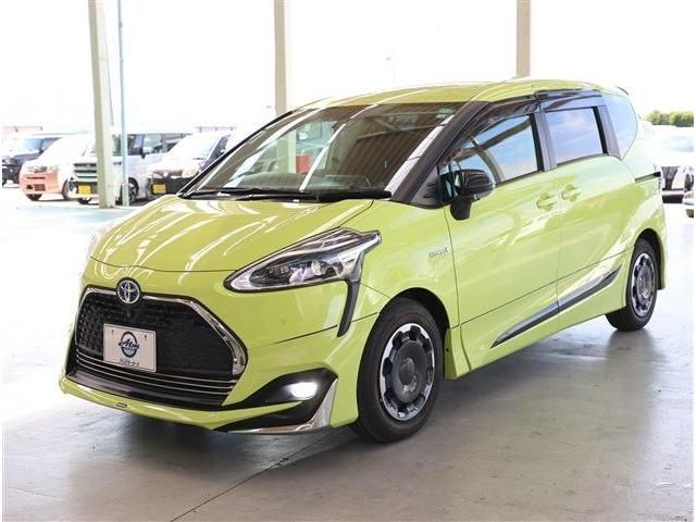 TOYOTA / SIENTA HYBRID