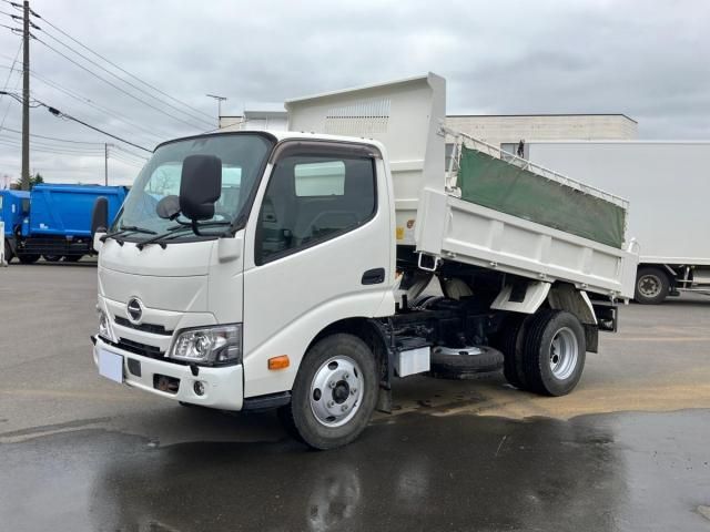 Japanese used car Ref# 1630882 HINO / DUTRO