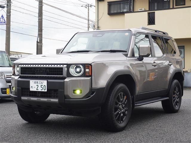 TOYOTA / LANDCRUISER 250