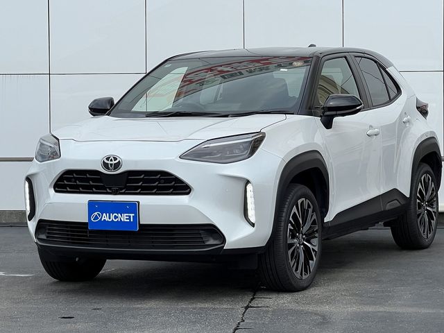 TOYOTA / YARIS CROSS HYBRID