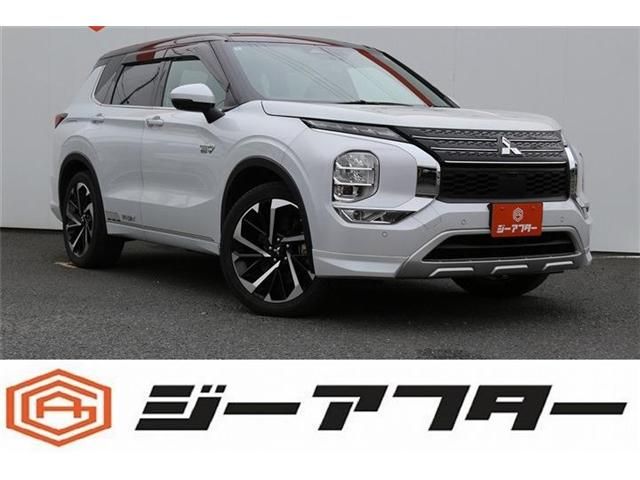 Japanese used car Ref# 1630985 MITSUBISHI / OUTLANDER PHEV