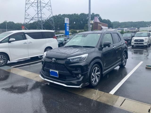 TOYOTA / RAIZE