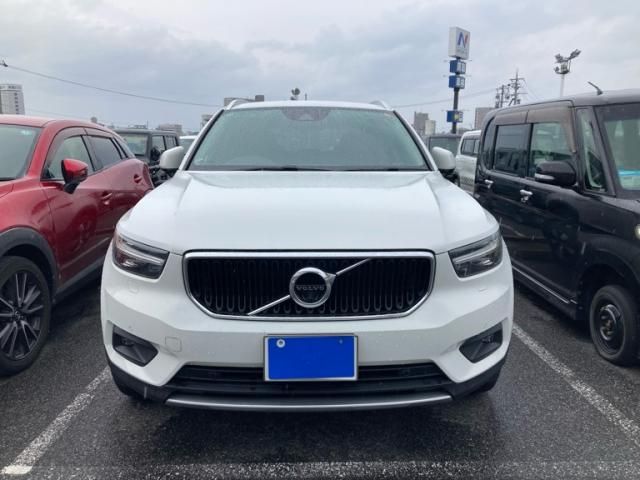 VOLVO / VOLVO XC40