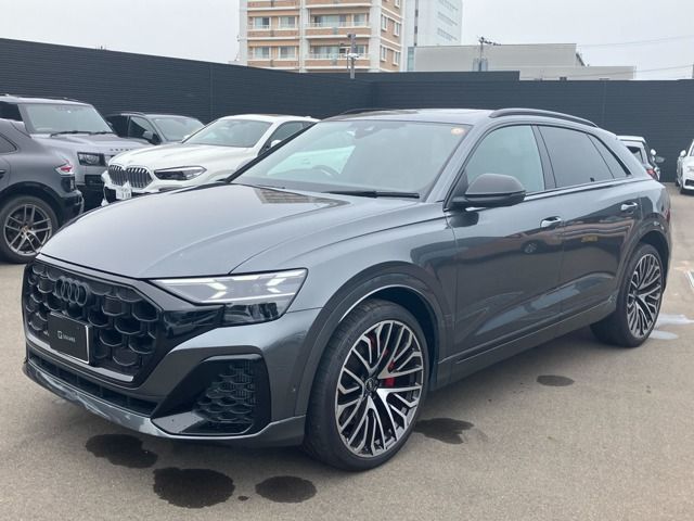 AUDI / AUDI SQ8