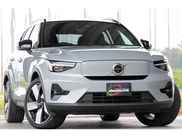VOLVO / VOLVO XC40