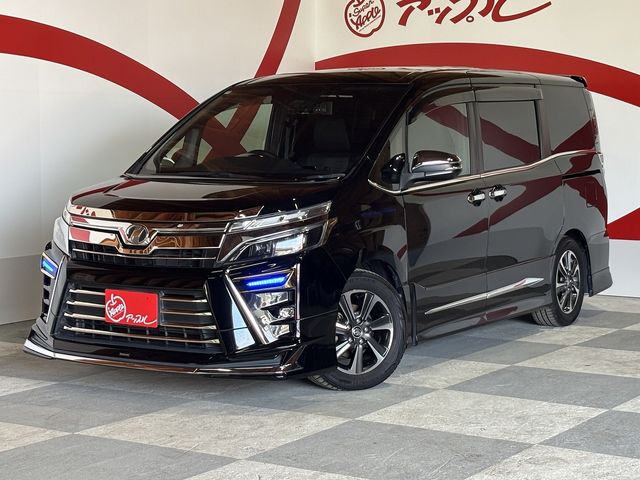 TOYOTA / VOXY 4WD