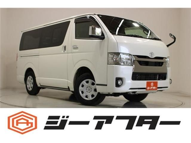 TOYOTA / HIACE van 4WD