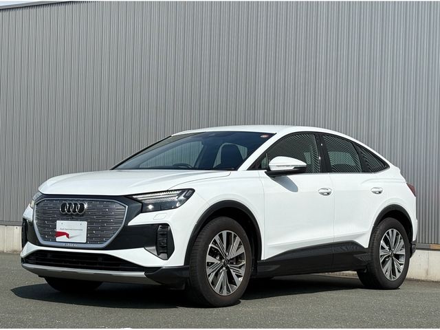 AUDI / AUDI Q4 e-tron SPORTBACK