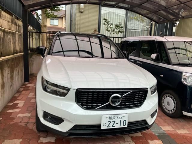 VOLVO / VOLVO XC40