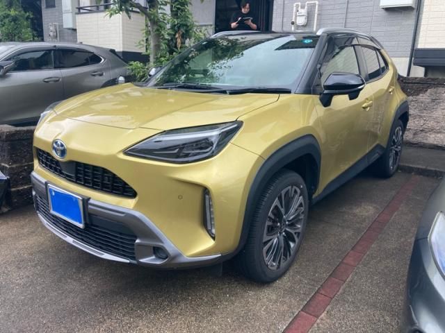 TOYOTA / YARIS CROSS HYBRID