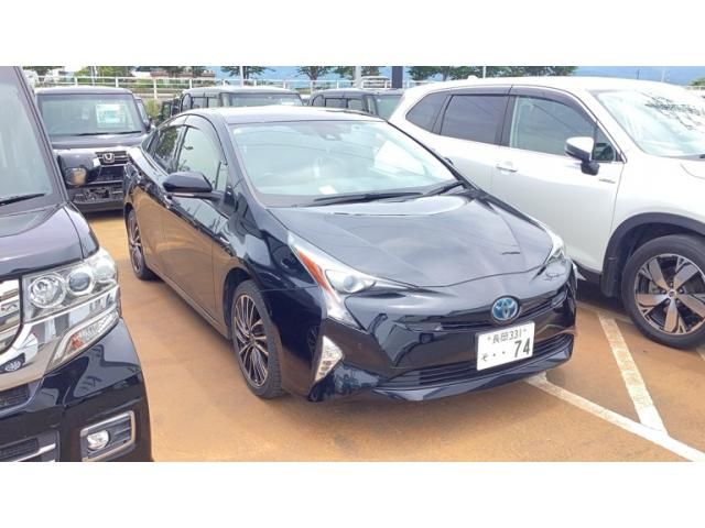 TOYOTA / PRIUS 4WD