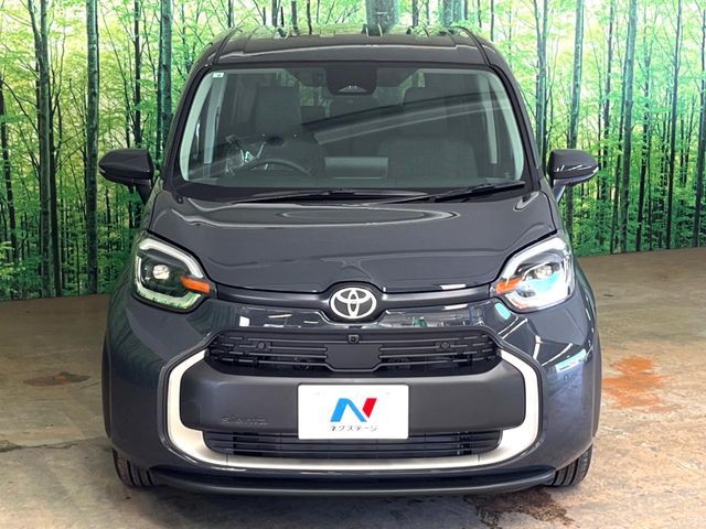 SIENTA HYBRID