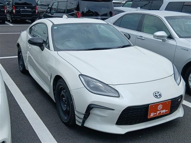TOYOTA / GR86