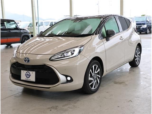 TOYOTA / AQUA
