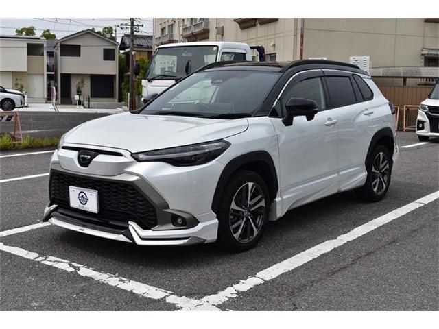 TOYOTA / COROLLA CROSS HYBRID