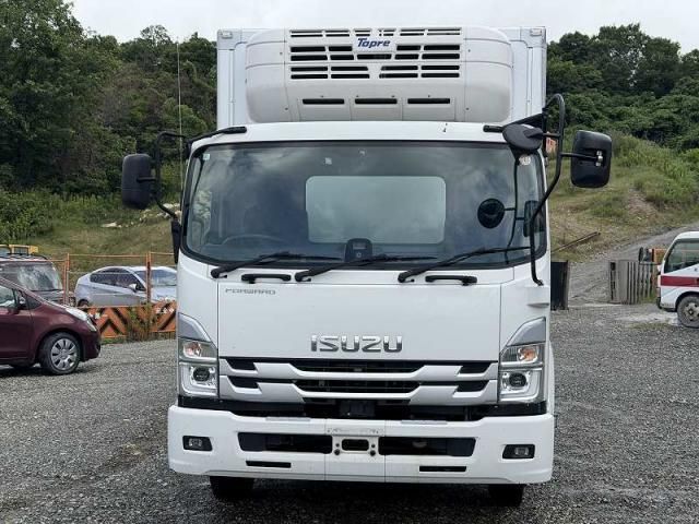 Japanese used car Ref# 1632305 ISUZU / FORWARD