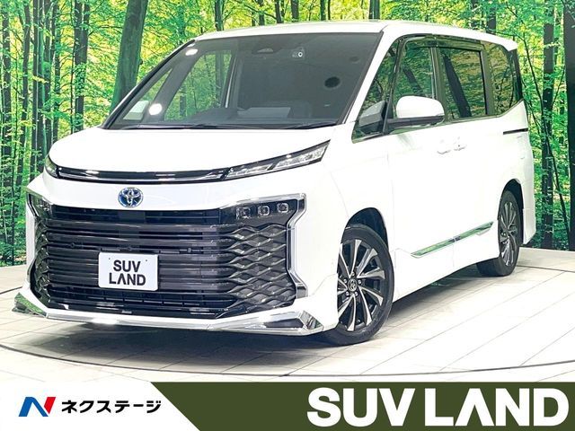 TOYOTA / VOXY HYBRID
