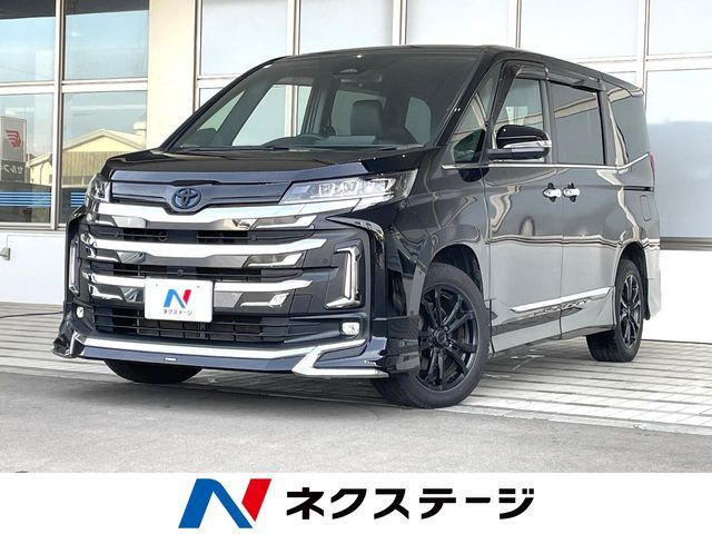 TOYOTA / NOAH HYBRID 4WD