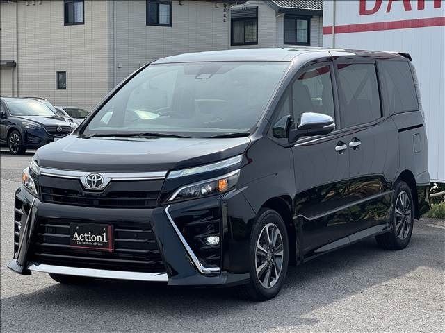 TOYOTA / VOXY