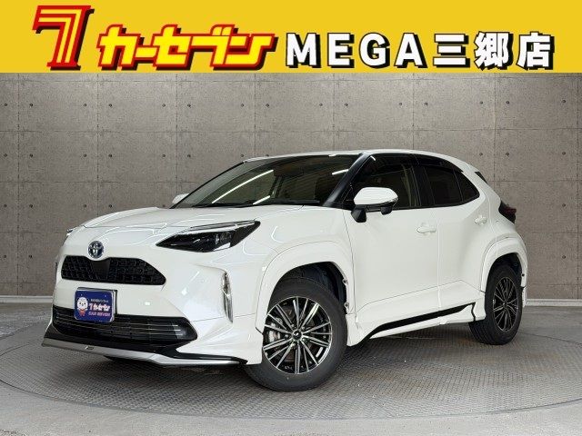 TOYOTA / YARIS CROSS HYBRID