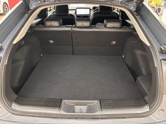 PRIUS 4WD