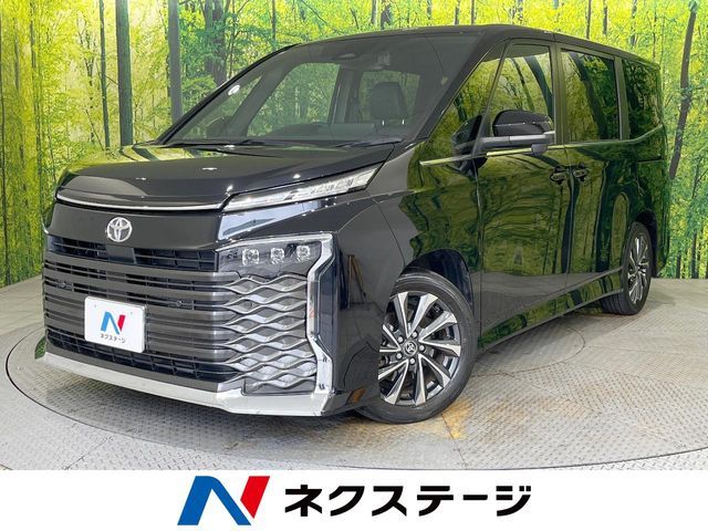 TOYOTA / VOXY